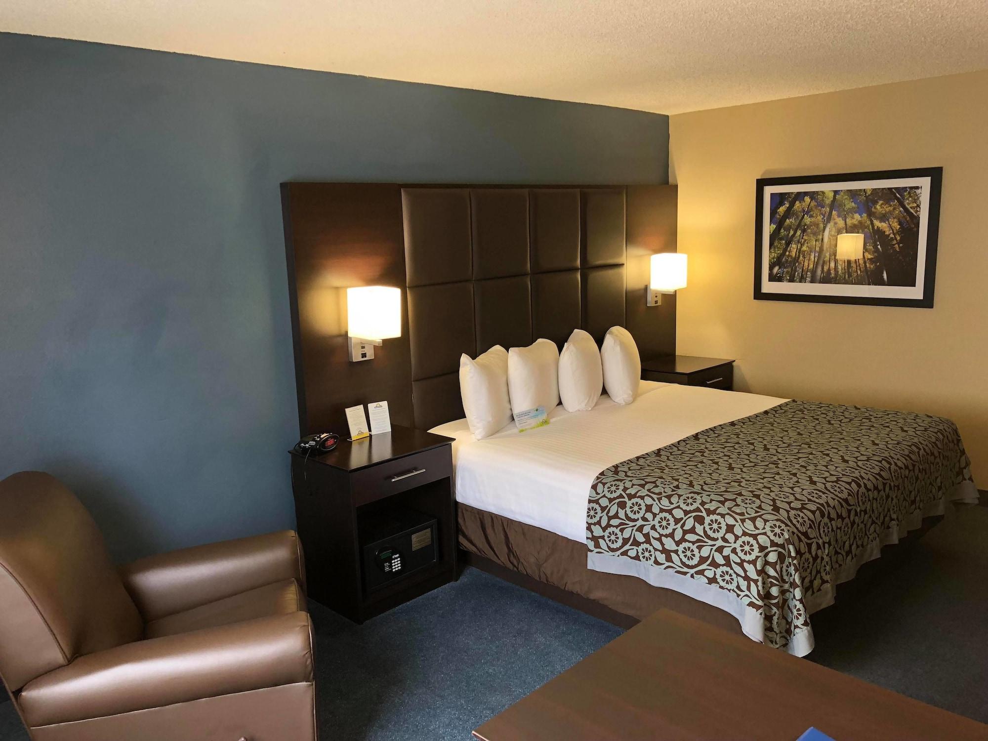 Days By Wyndham Hotel 2*