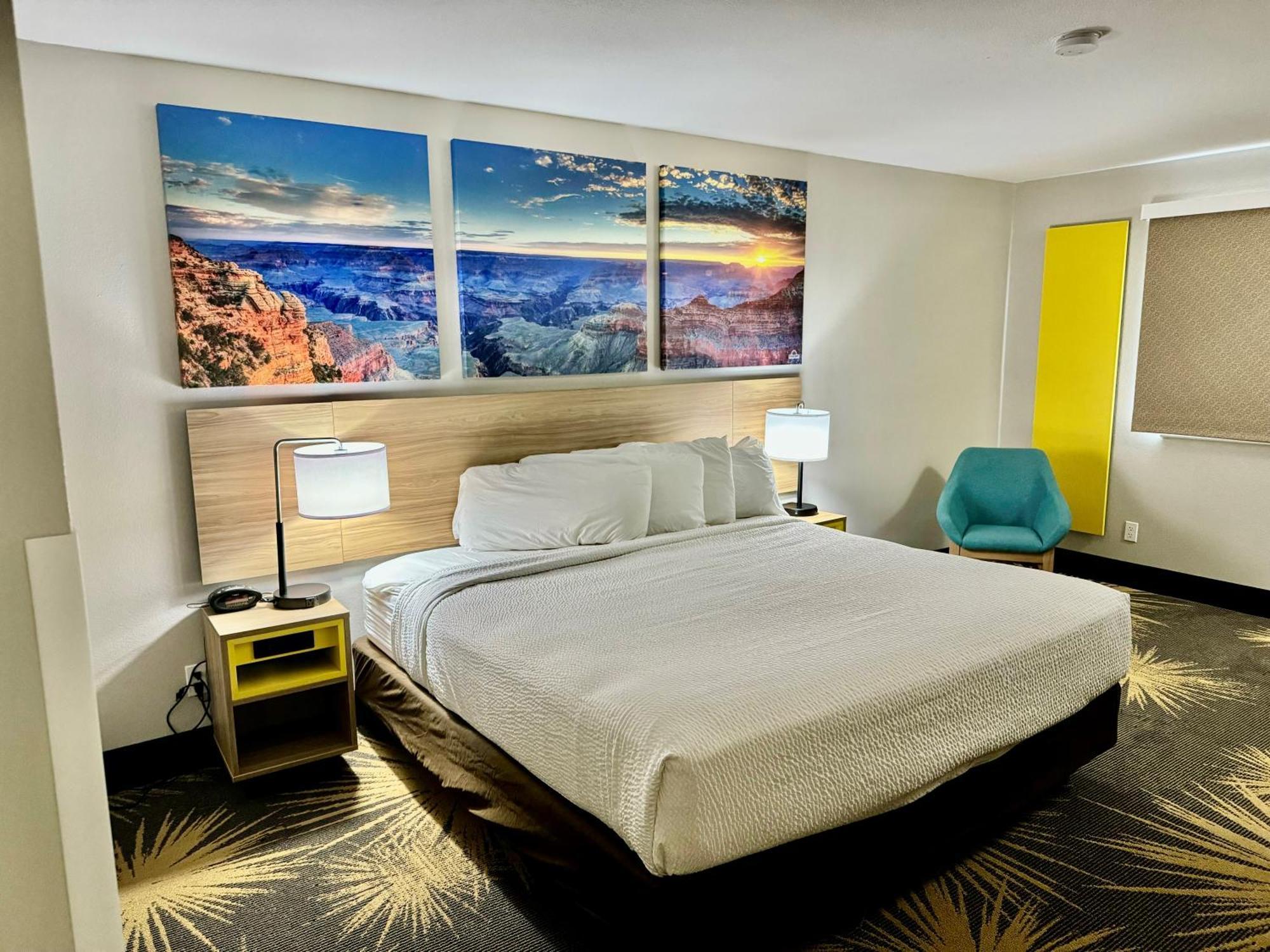 Days By Wyndham Hotel