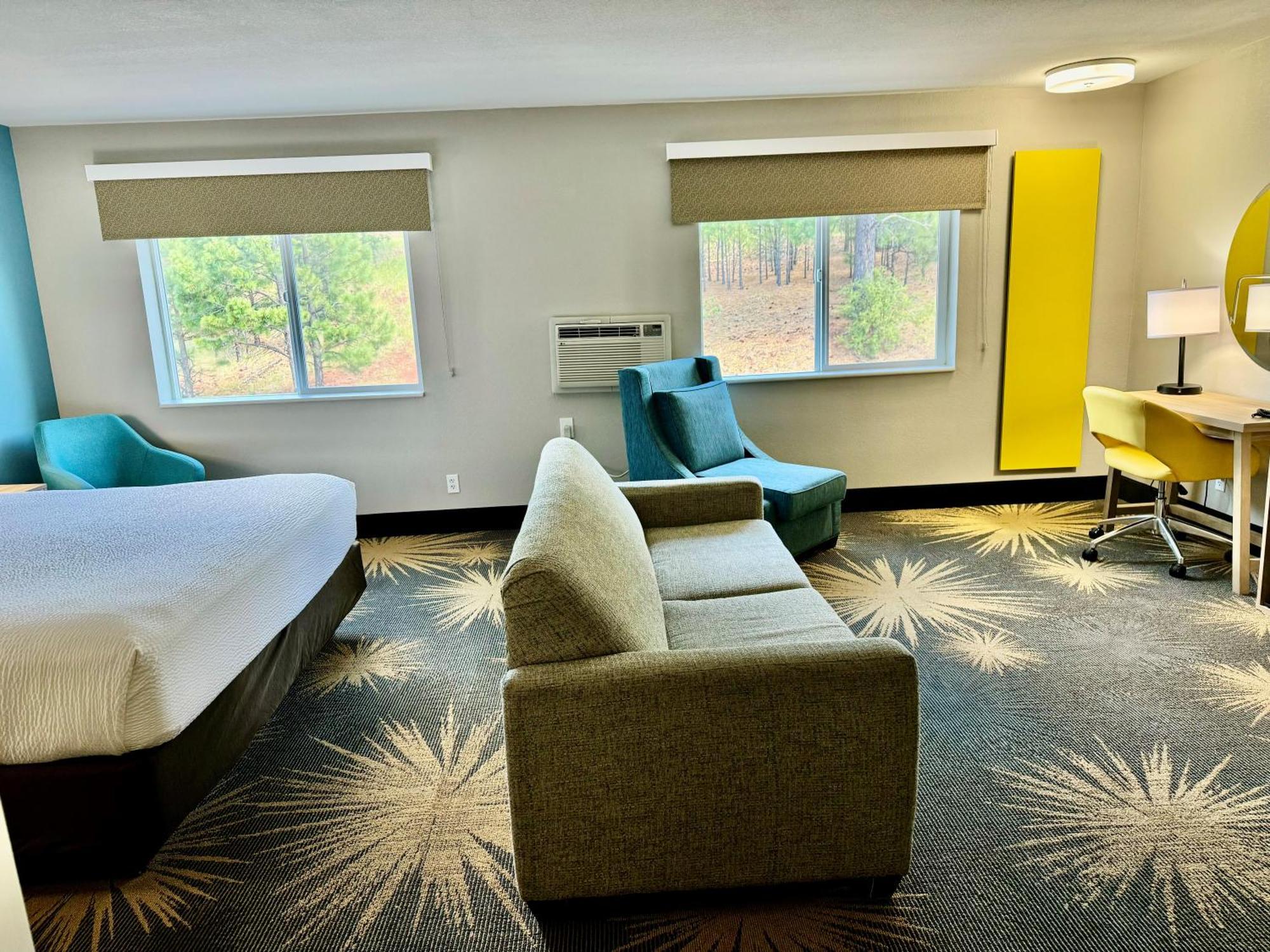 Days By Wyndham Hotel 2*