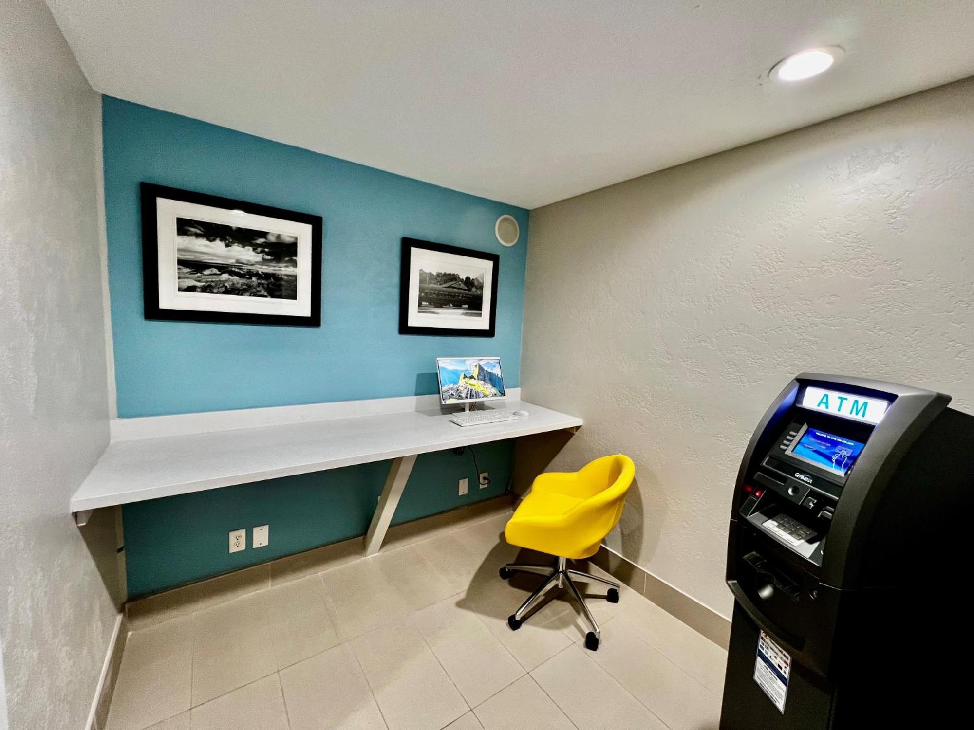 Days By Wyndham Hotel 2*